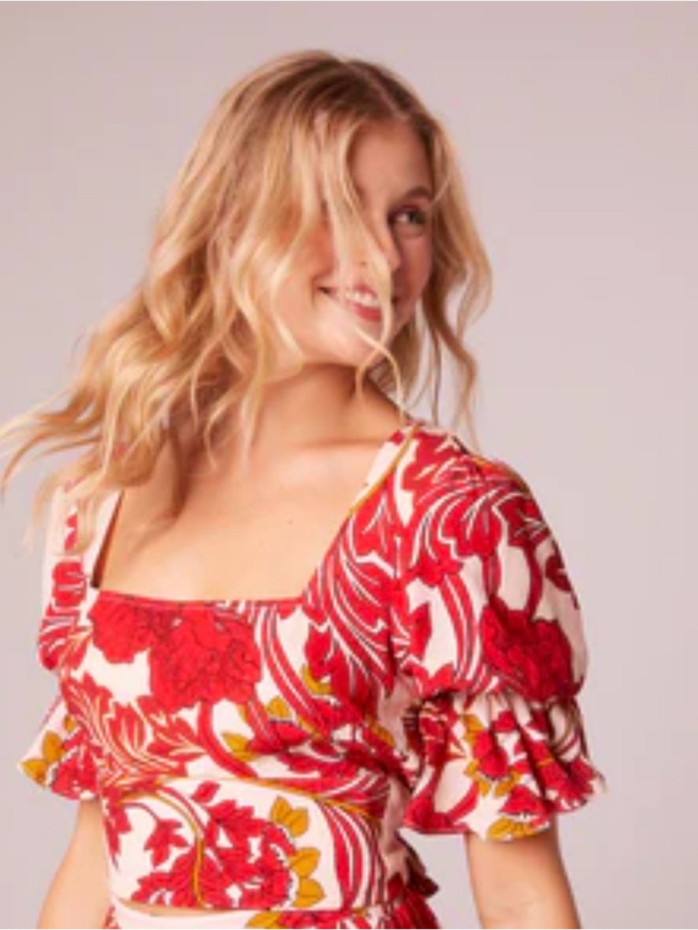 🏛️💎NWT Band of the Free Siren Red Floral Puff Sleeve Top - Small💎
